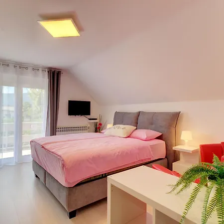 Appartement Dolzan *